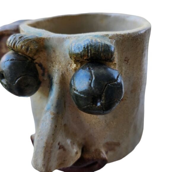 Ugly Face Pottery Mug Big Eyeballs Clay Coffee cup Brown Tan Beige Vintage Heavy - Picture 3 of 10